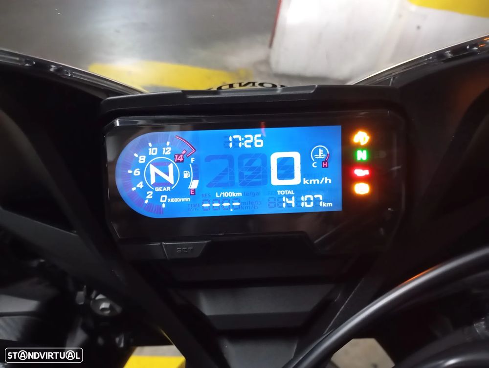 Honda CBR Black - 1