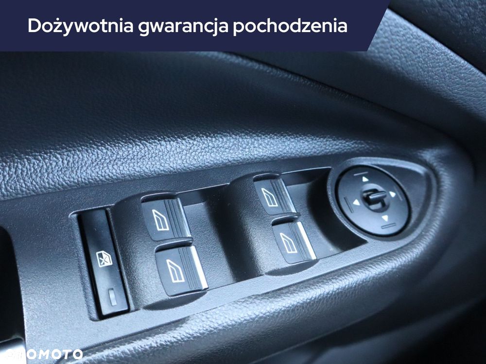 Ford Kuga - 17