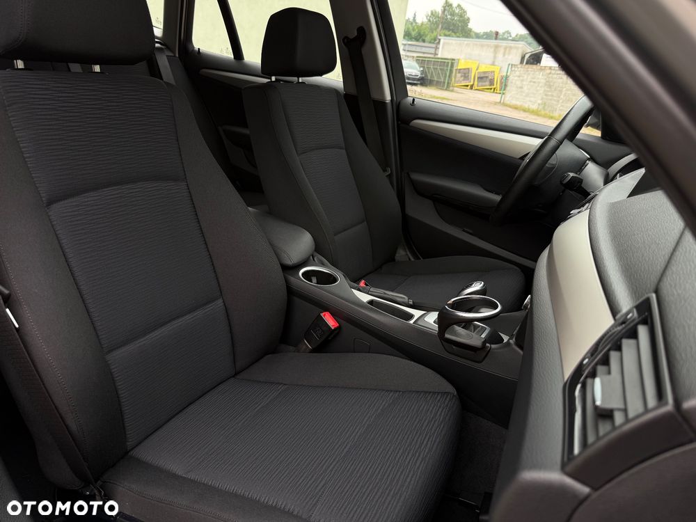 BMW X1 - 8