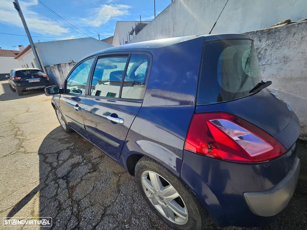 Renault Mégane 1.5 dCi Confort - 2