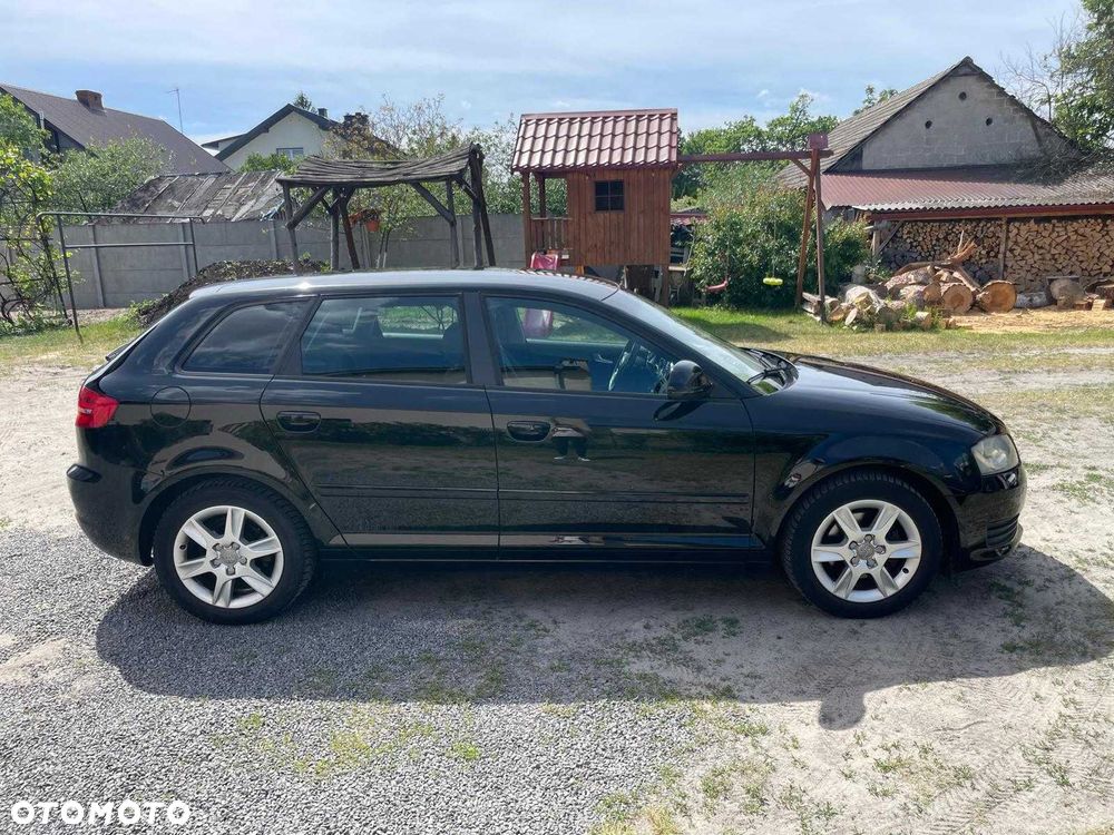Audi A3 Sportback - 4