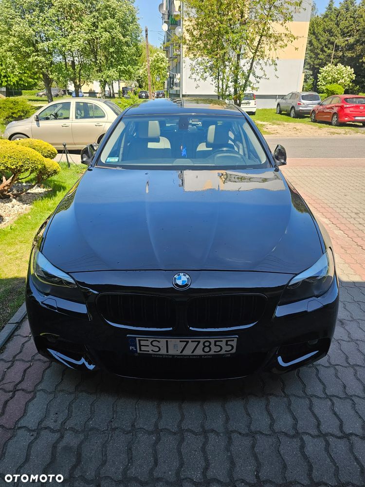 BMW Seria 5 528i - 23