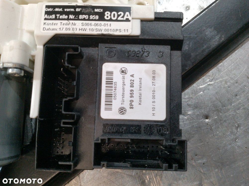 PODNOŚNIK SZYBY PRAWY PRZÓD AUDI A3 ( 8P1 ) 8P0959802A  E840311202 - 4