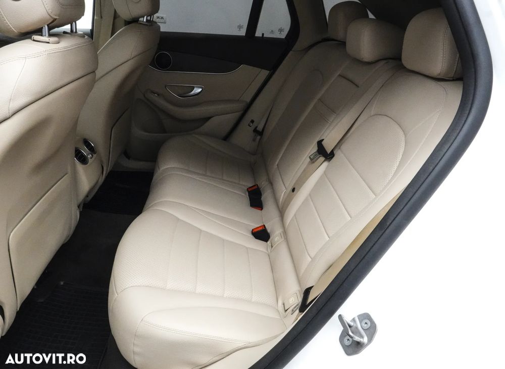 Mercedes-Benz GLC 220 d 4MATIC - 15