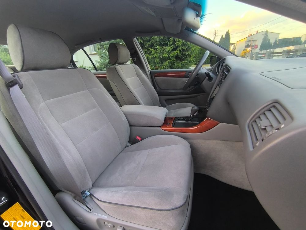 Lexus GS 300 - 22