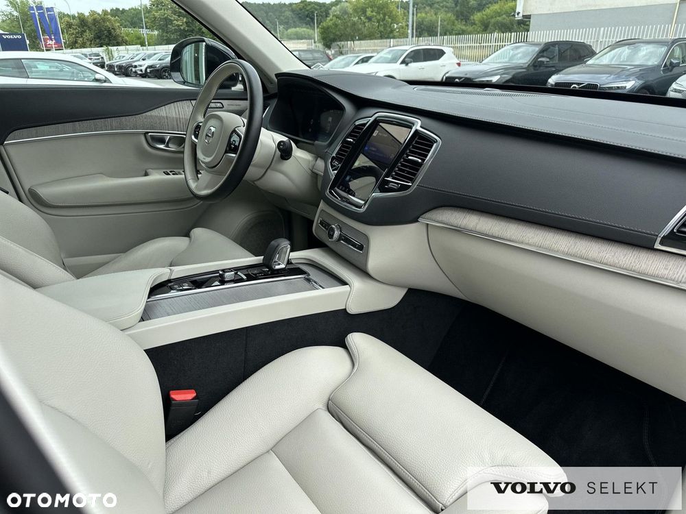 Volvo XC 90 - 19