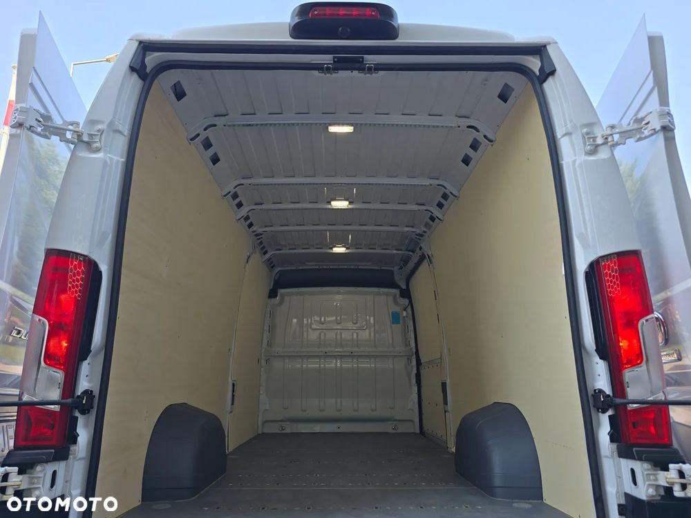 Fiat DUCATO L4H2 MAXI KOŁA16 Cali SILNIK IVECO 2,3 140KM 85 Tyś km SERWIS DO OSTATNIEGO Km ASO FIAT SALON POLSKA BOGATA OPCJA WYPOSAŻENIA  TEMPOMAT KAMERA COFANIA AIR-BAG x2 KLIMA - 20