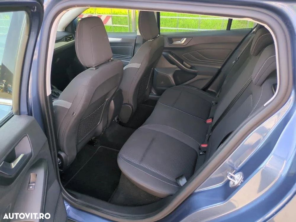 Ford Focus 1.5 EcoBlue Active - 8