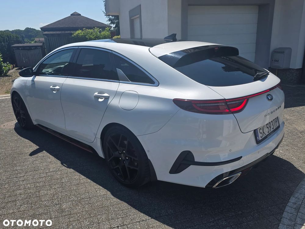 Kia ProCeed - 14