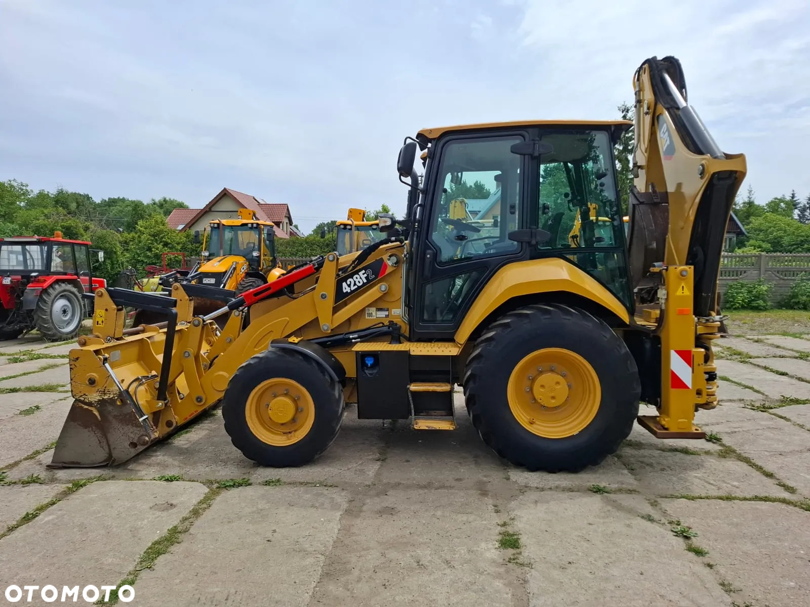 Caterpillar 428F2 - 4