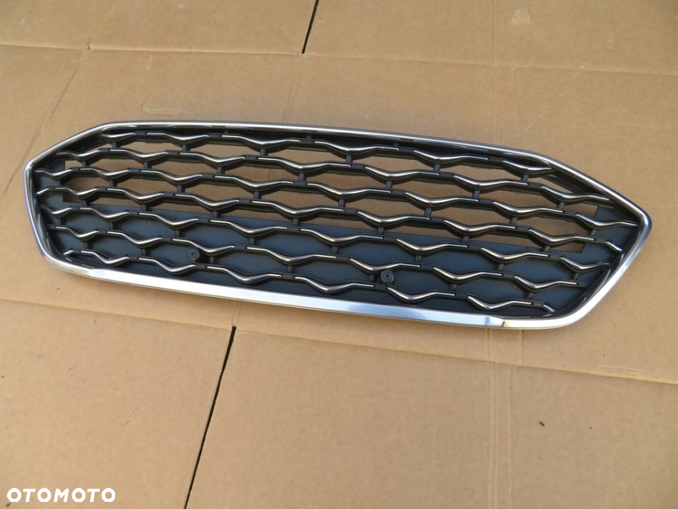 ATRAPA GRILL FORD FOCUS IV MK4 VIGNALE 18R- KRAKÓW - 4