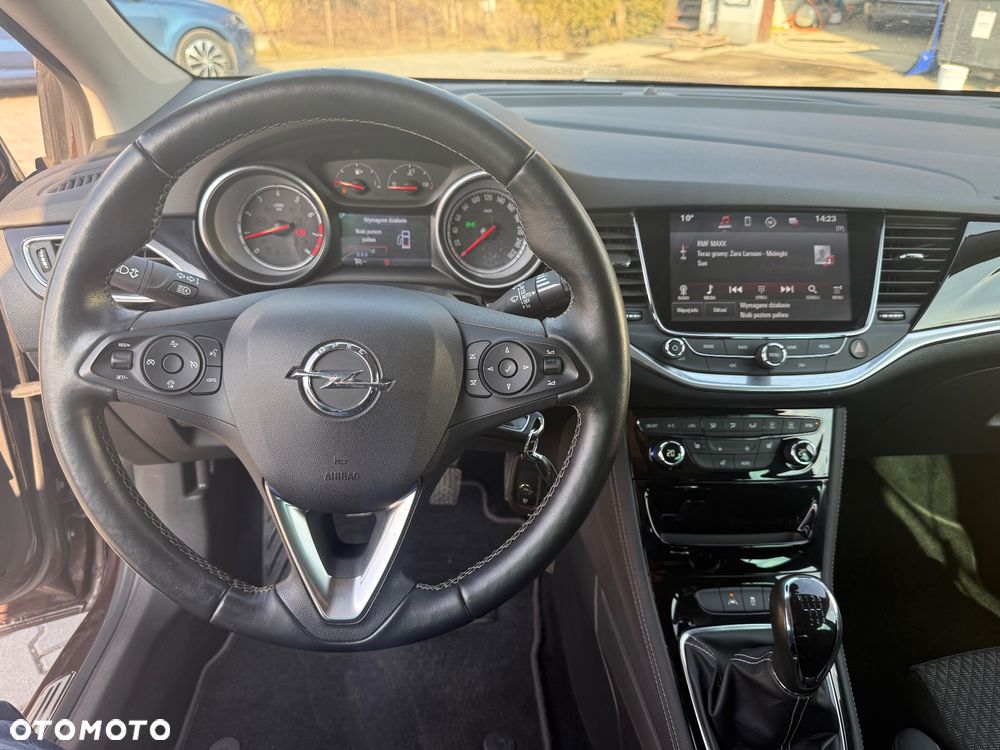 Opel Astra 1.4 Turbo Innovation - 27