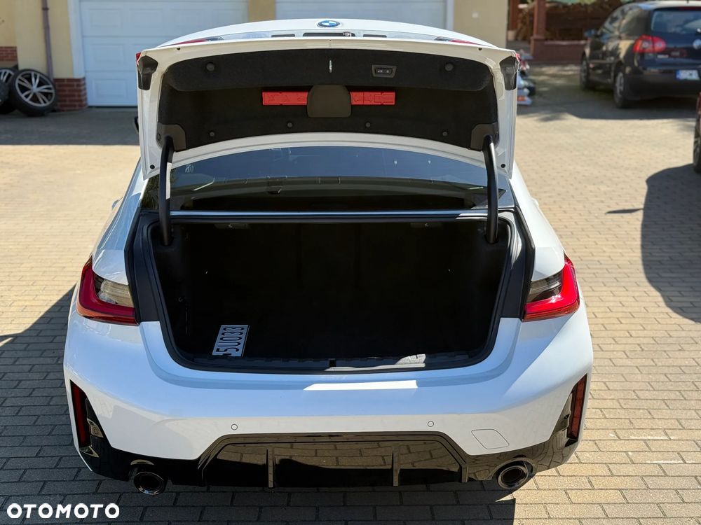 BMW Seria 3 320d xDrive M Sport sport - 14