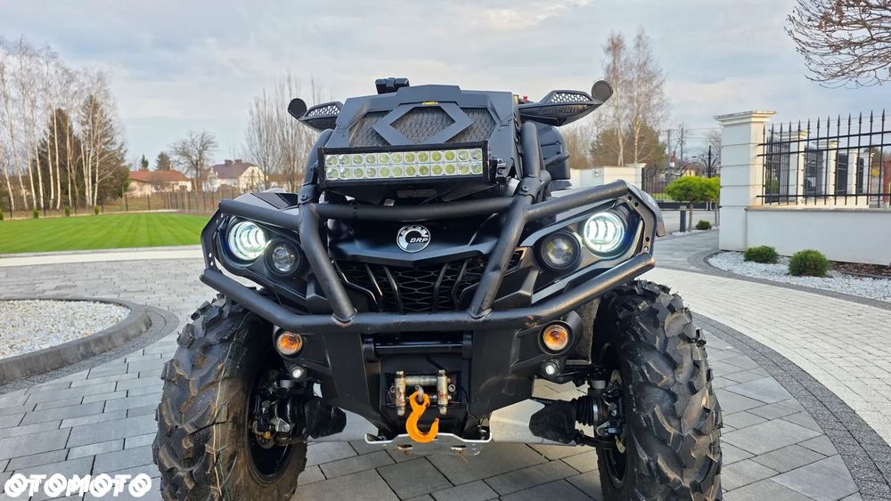 Can-Am Outlander Max - 16