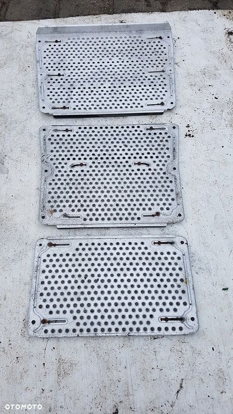 BLACHA NA RAME PODEST PODESTY KOMPLET DAF XF 105 - 1