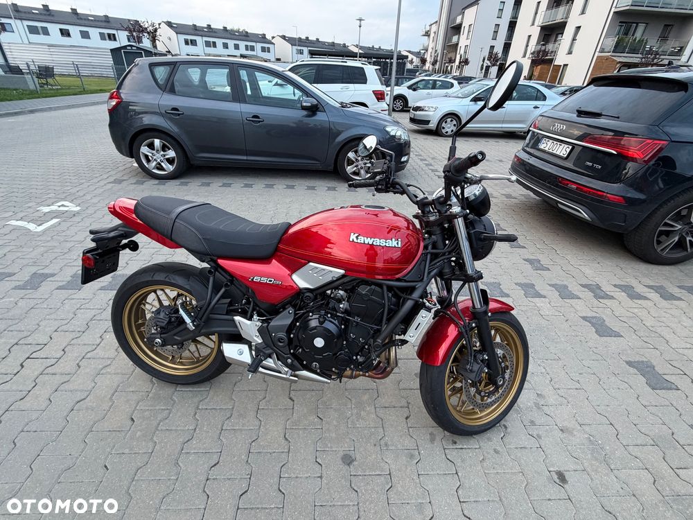 Kawasaki Z 650 RS - 2