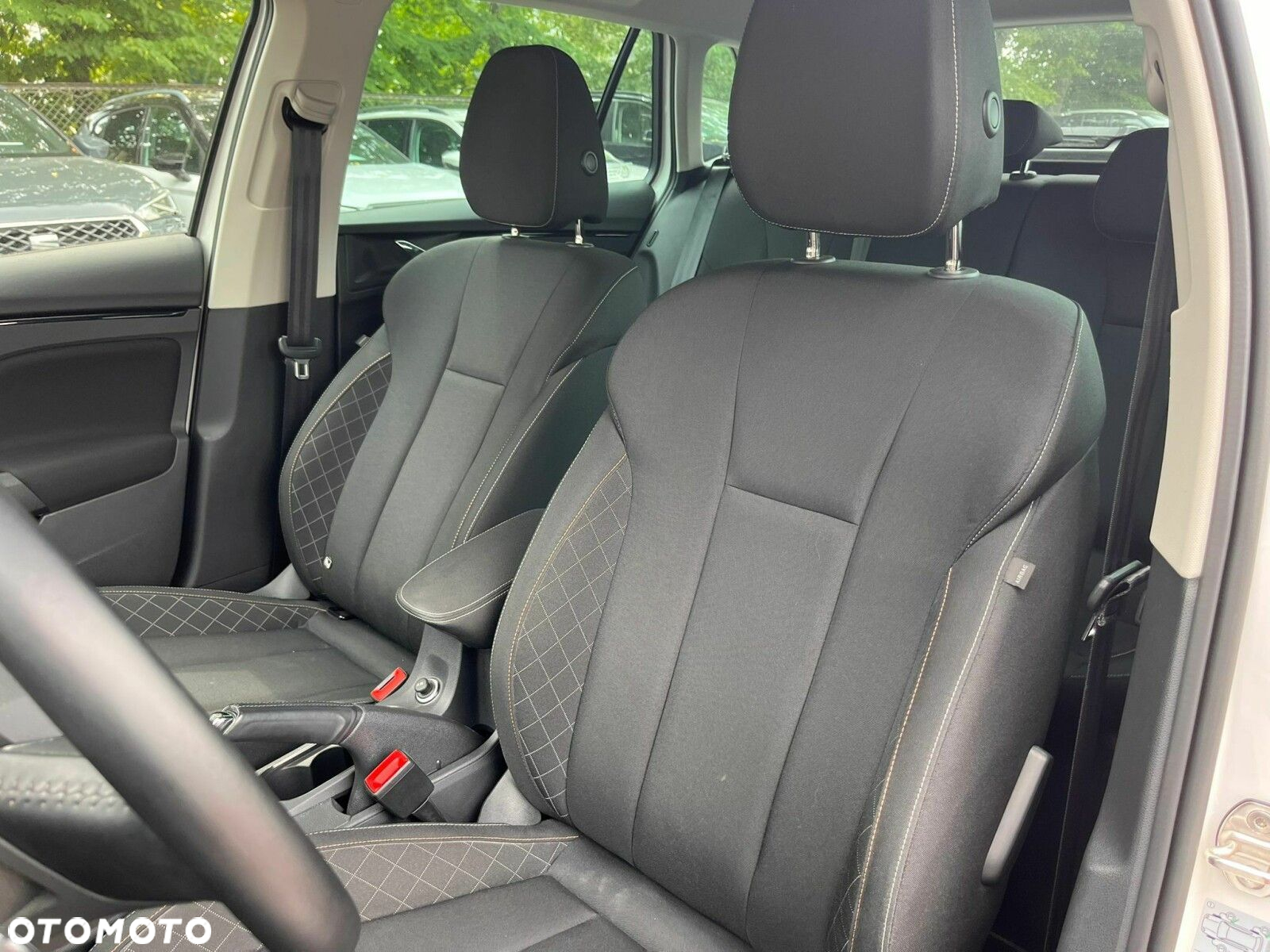 Skoda Kamiq 1.0 TSI Ambition - 9