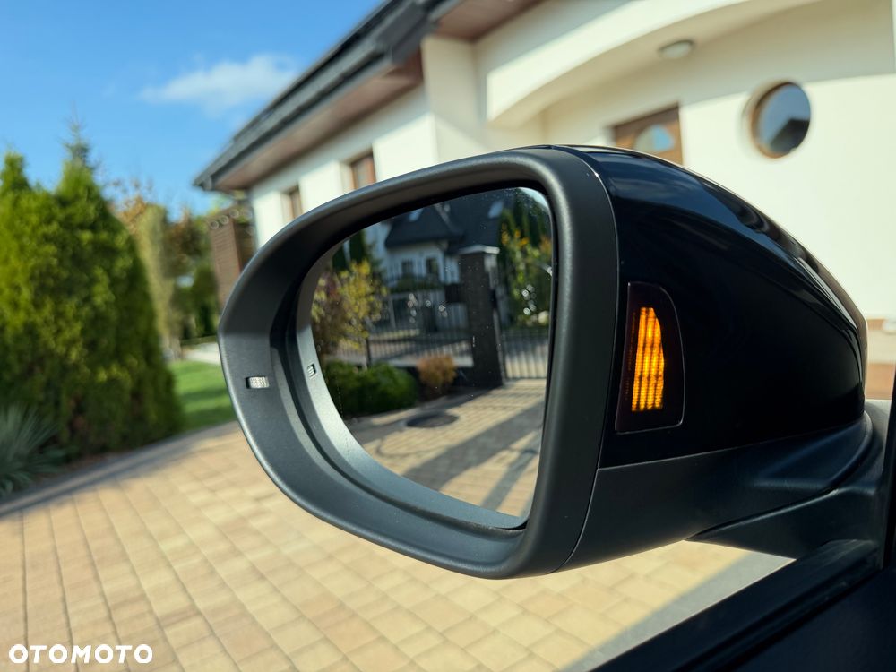 Volkswagen T-Roc 1.5 TSI Style DSG - 20