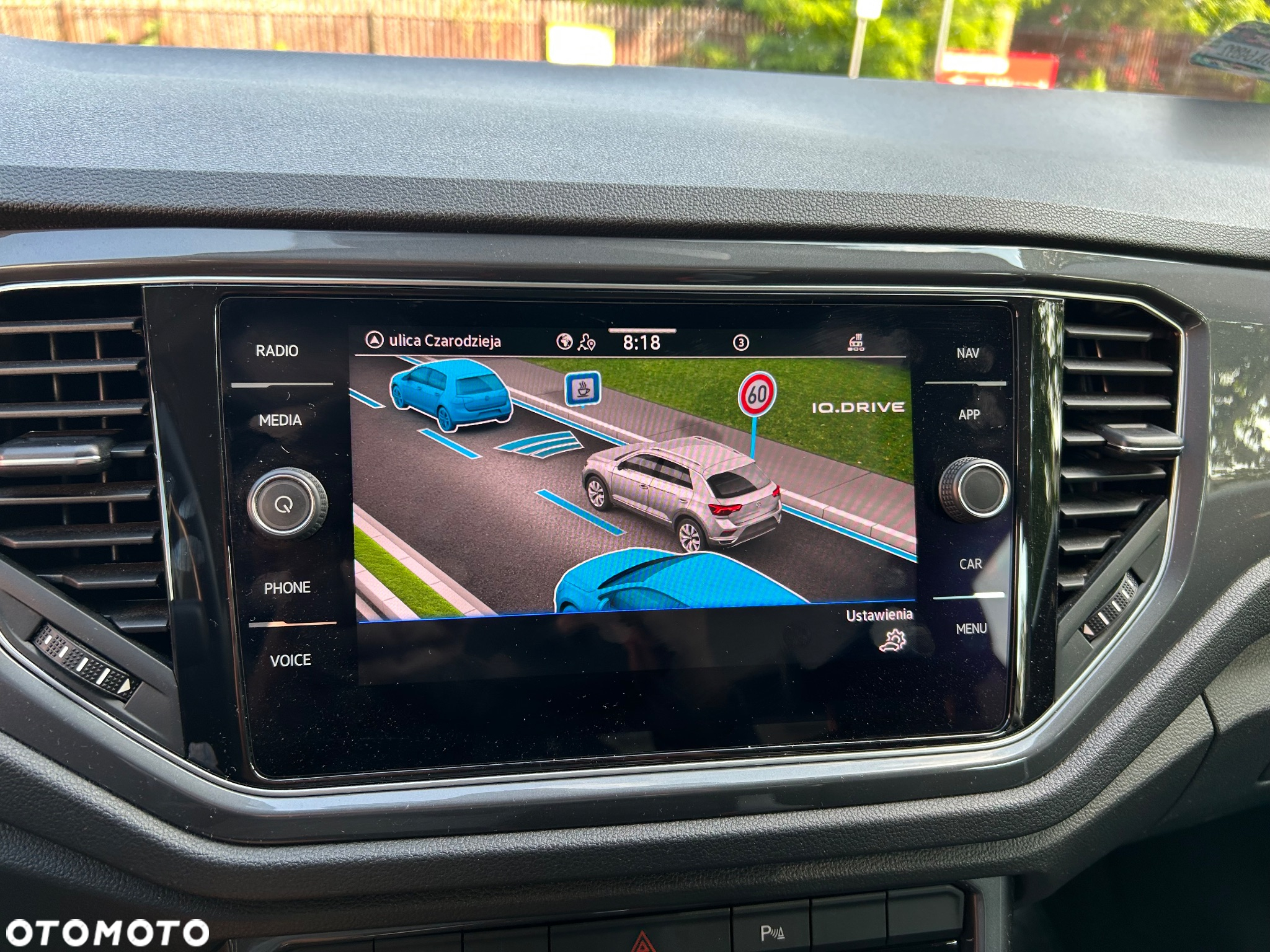 Volkswagen T-Roc 1.5 TSI ACT Premium DSG - 23