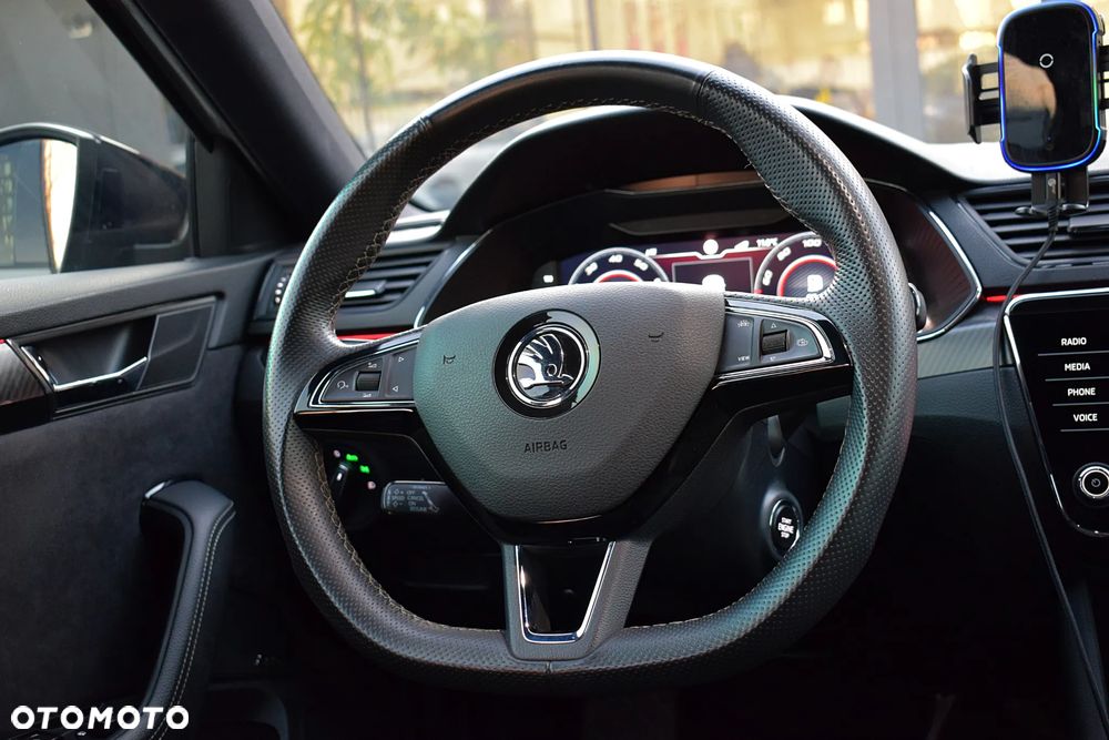 Skoda Superb 2.0 TSI 4x4 Sportline DSG - 5