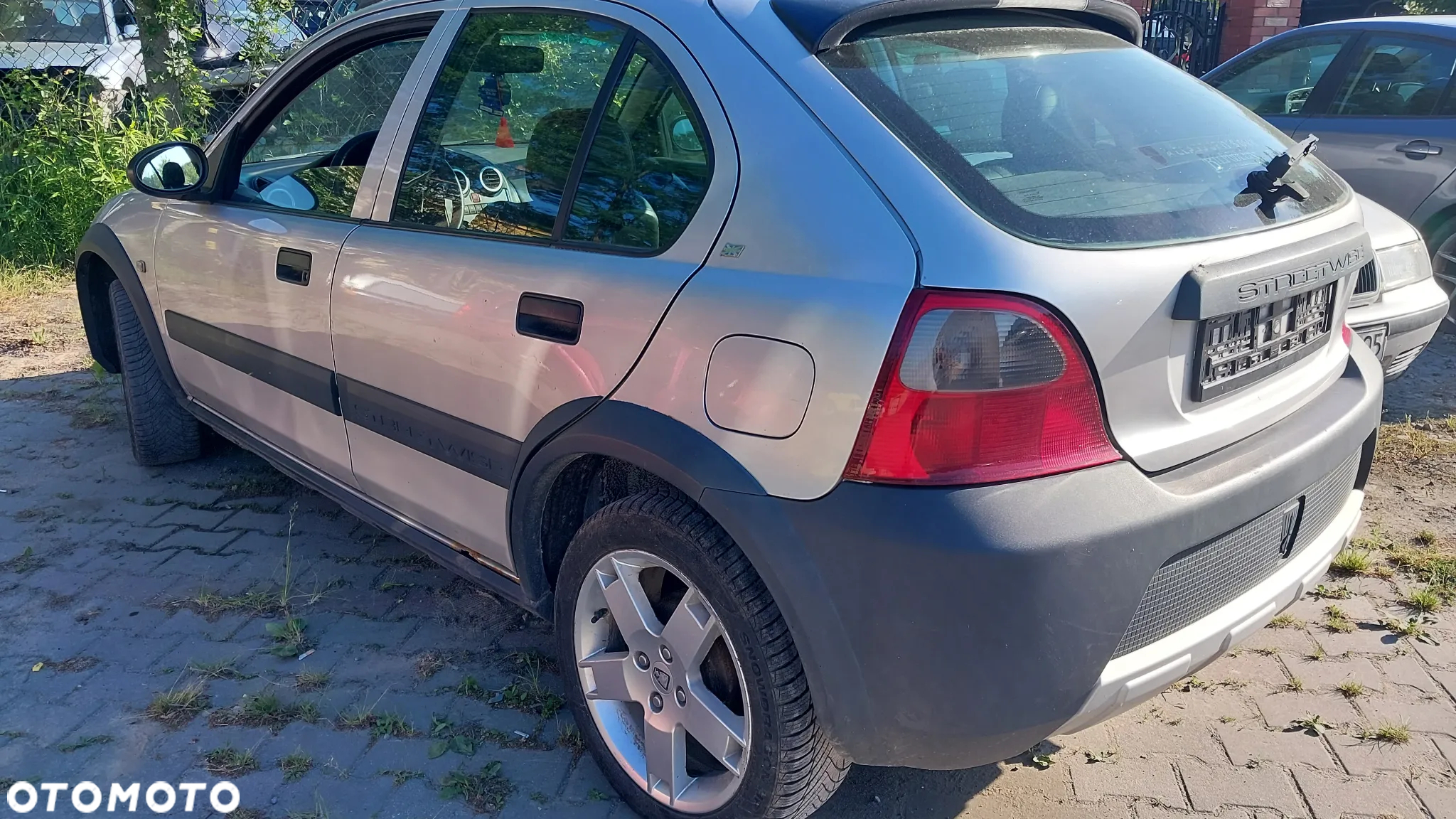 Rover 25 Streetwise silnik 1.4 16v 14K4F Polonez maska zderzak lampy skórzane fotele mcpersony nakładka nadkola błotnika przewody sprężarka panel klimatyzacji Cały na części wszystkie części - 9