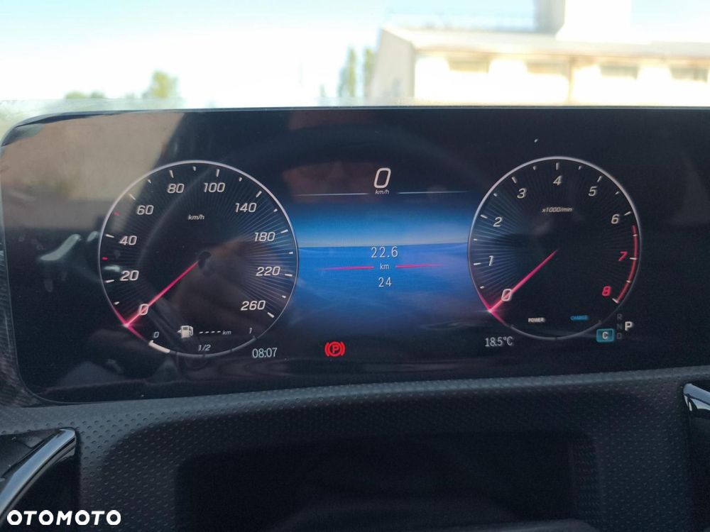 Mercedes-Benz CLA - 17