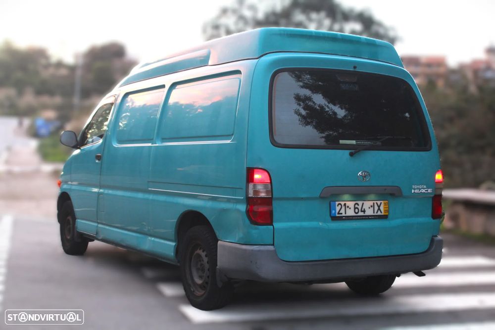 Toyota HIACE - 9