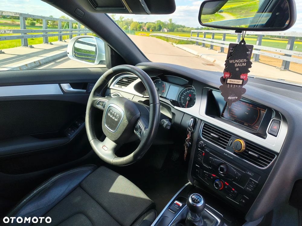 Audi A4 Avant 2.0 TDI DPF S line Sportpaket - 17
