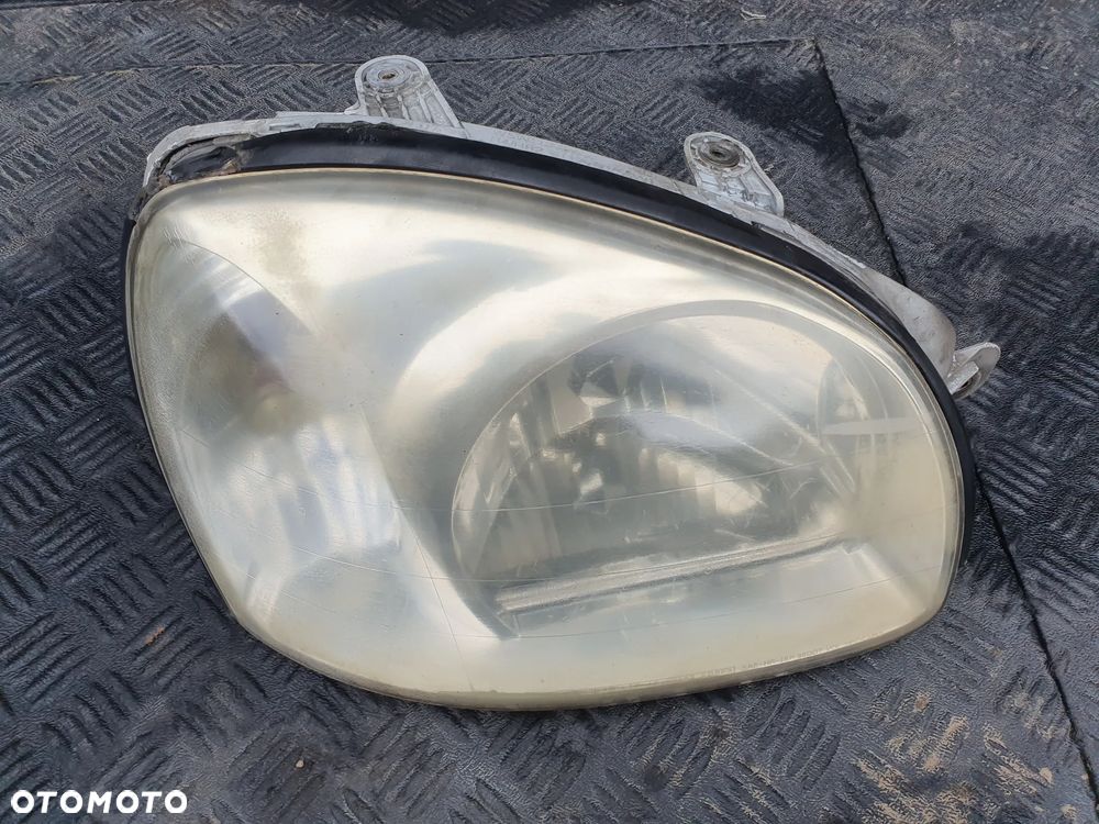 REFLEKTOR PRAWY LAMPA PRZÓD HYUNDAI SANTA FE I 00-06 EUROPA - 1
