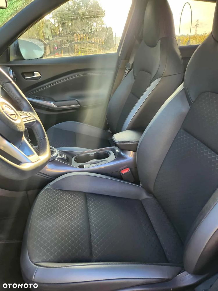 Nissan Juke 1.0 DIG-T N-Connecta - 11