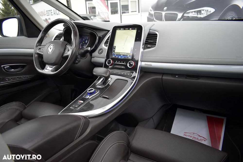 Renault Espace BLUE dCi 200 EDC INITIALE PARIS - 9