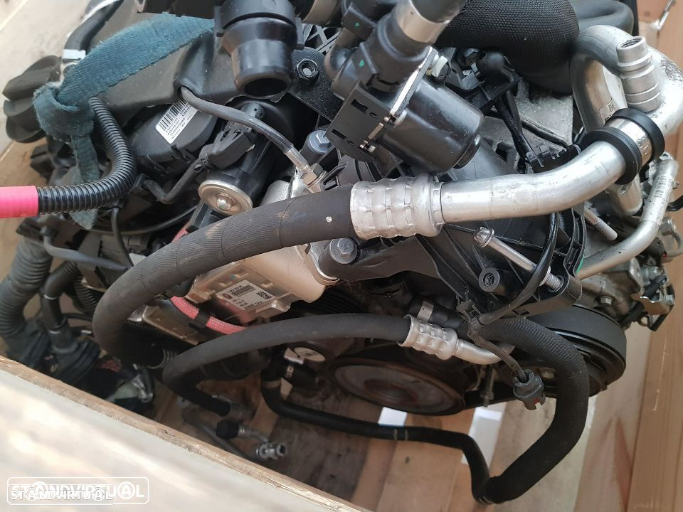 Motor BMW 3.0d bi-turbo, com 313cv, ref N57D30B - 2