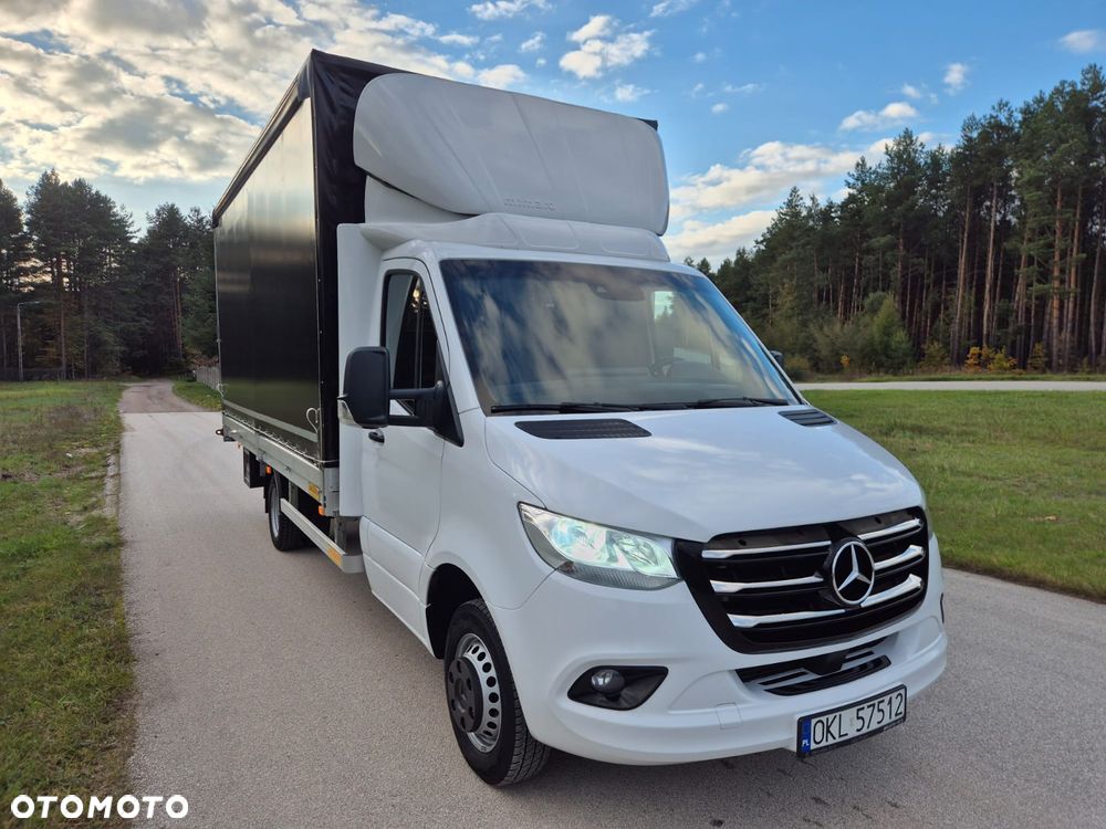 Mercedes-Benz Sprinter - 2