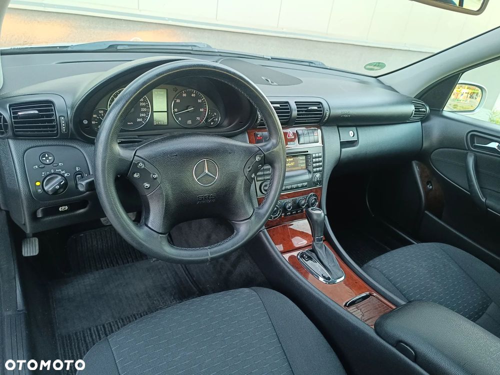 Mercedes-Benz Klasa C 200 Kompressor Automatik Elegance - 34