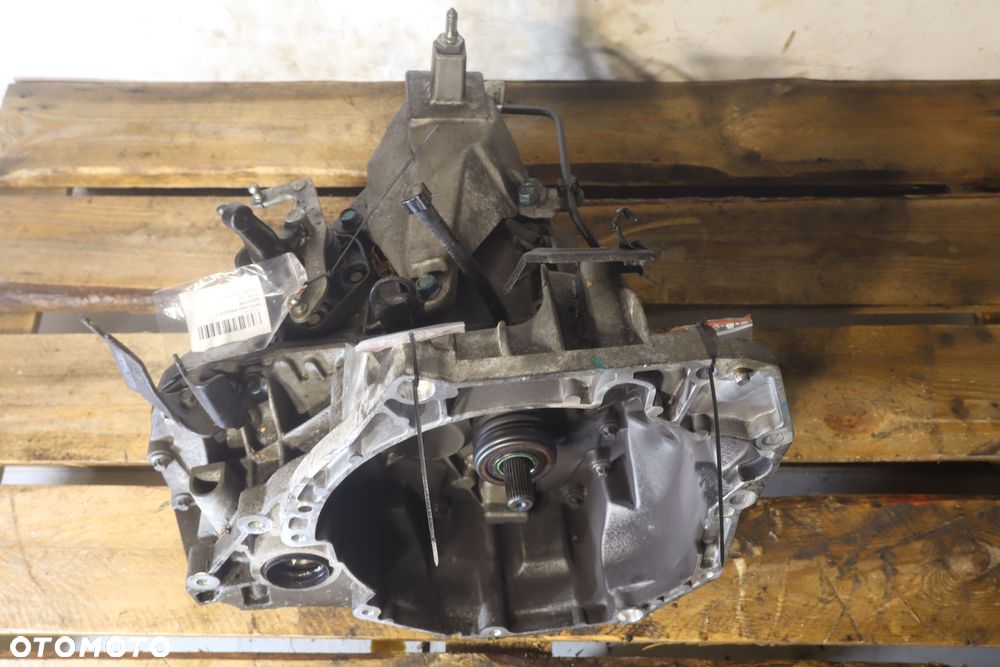 SKRZYNIA BIEGÓW 5 BIEGOWA NISSAN MICRA IV K13 1.2 JH3195 - 5