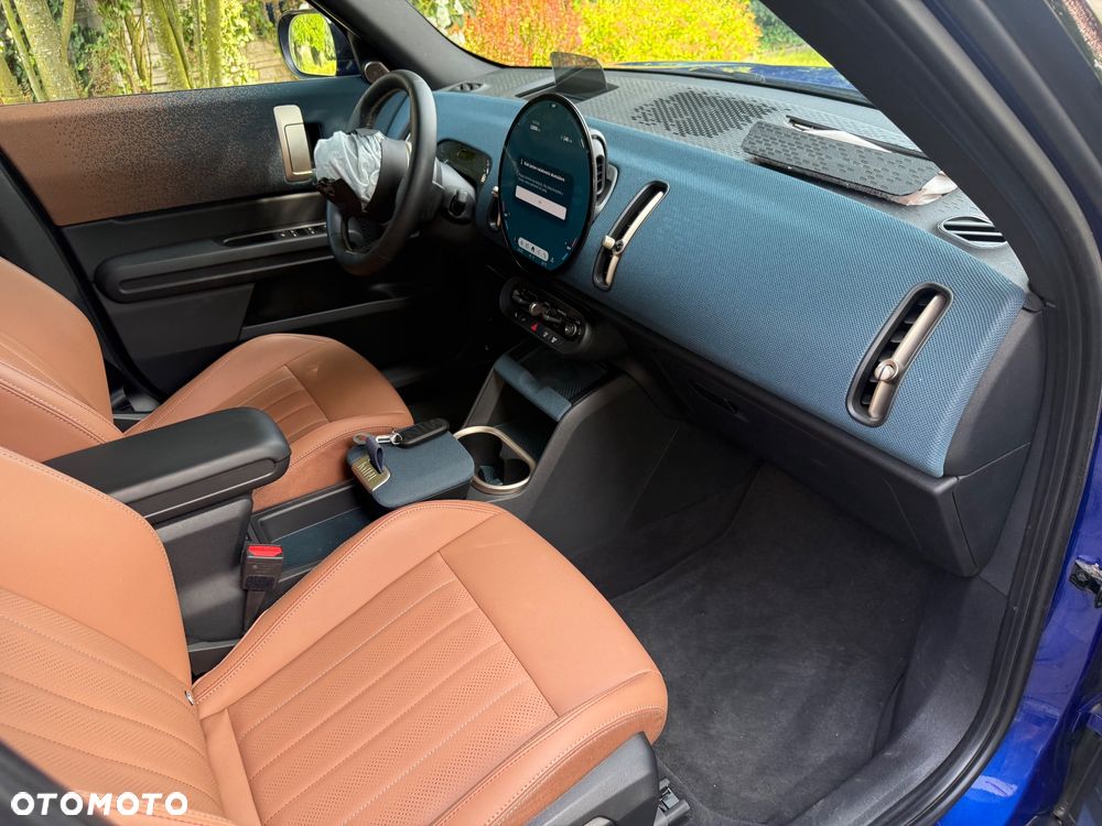 MINI Countryman S ALL4 mHEV Linia Favoured - 35
