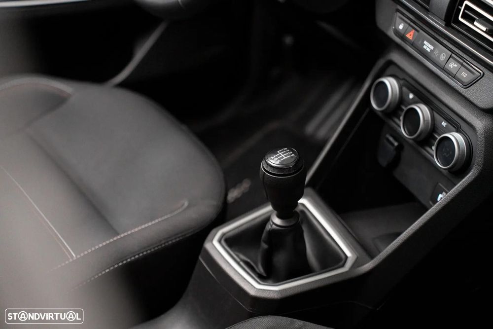 Dacia Jogger 1.0 TCe SL Extreme 7L - 25