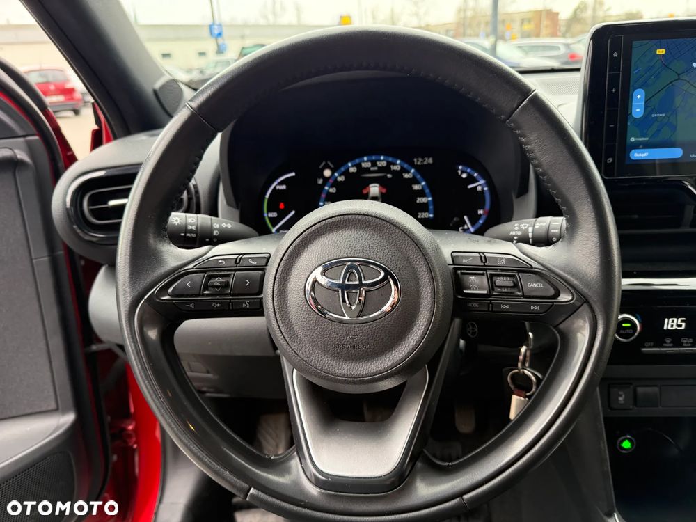 Toyota Yaris Cross - 18