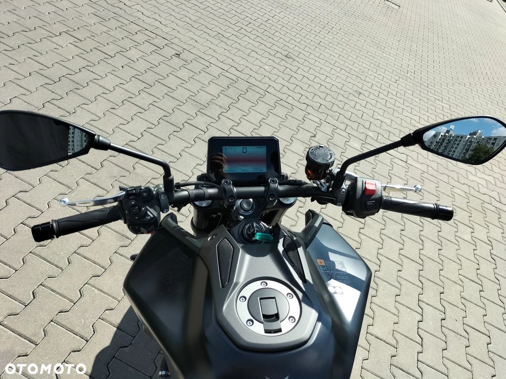Yamaha MT - 18