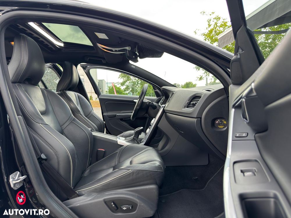 Volvo V60 D6 Twin Engine Geartronic RDesign - 38