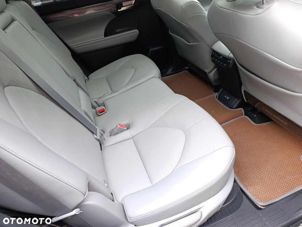Toyota Highlander - 27
