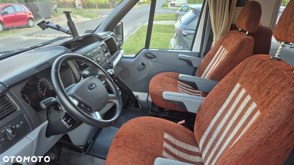 Ford Transit - 26