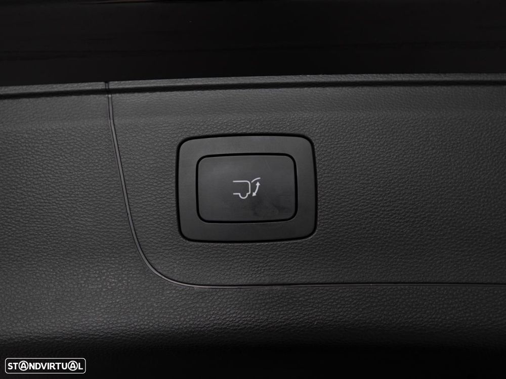 Maxus Euniq 5 Standard - 16