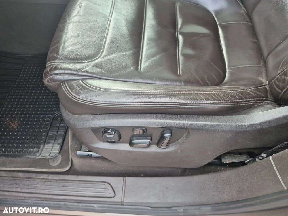 Volkswagen Touareg - 10
