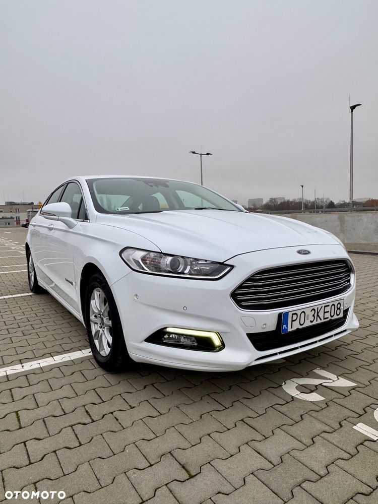 Ford Mondeo 2.0 Hybrid Titanium - 2