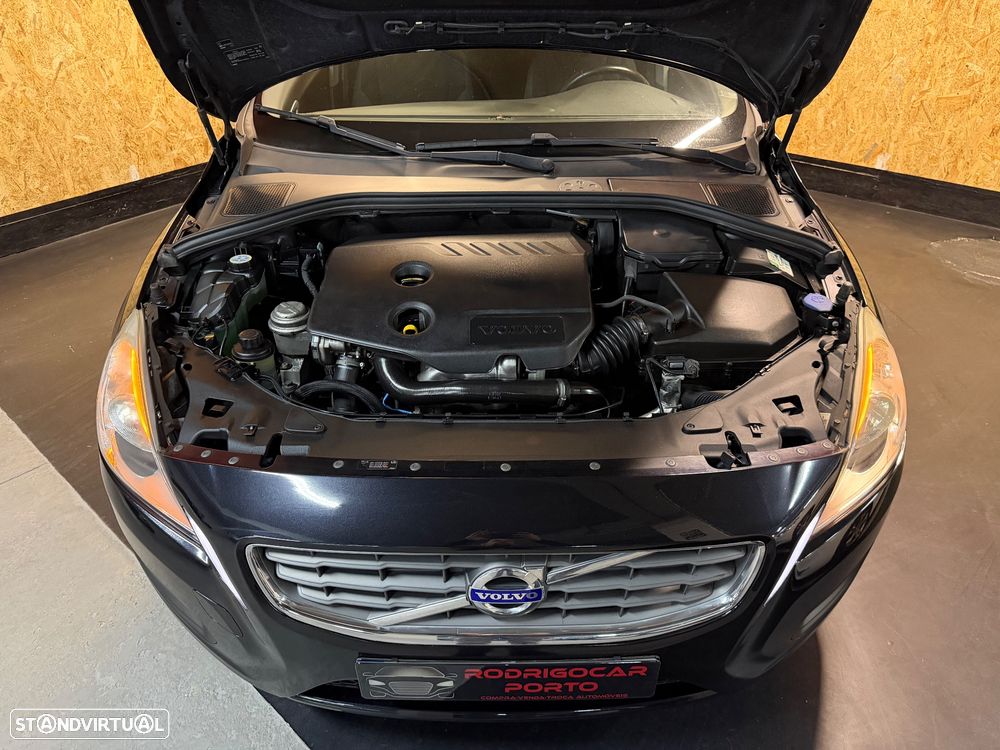 Volvo V60 1.6 D2 Drive Momentum Start/Stop - 26