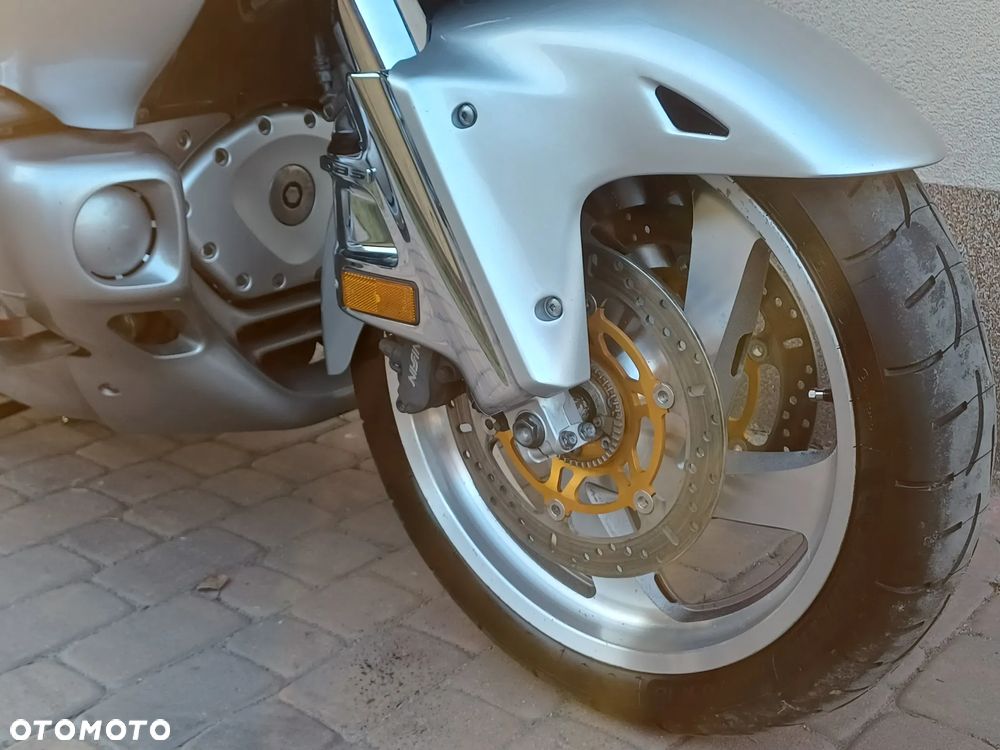 Honda GL - 21