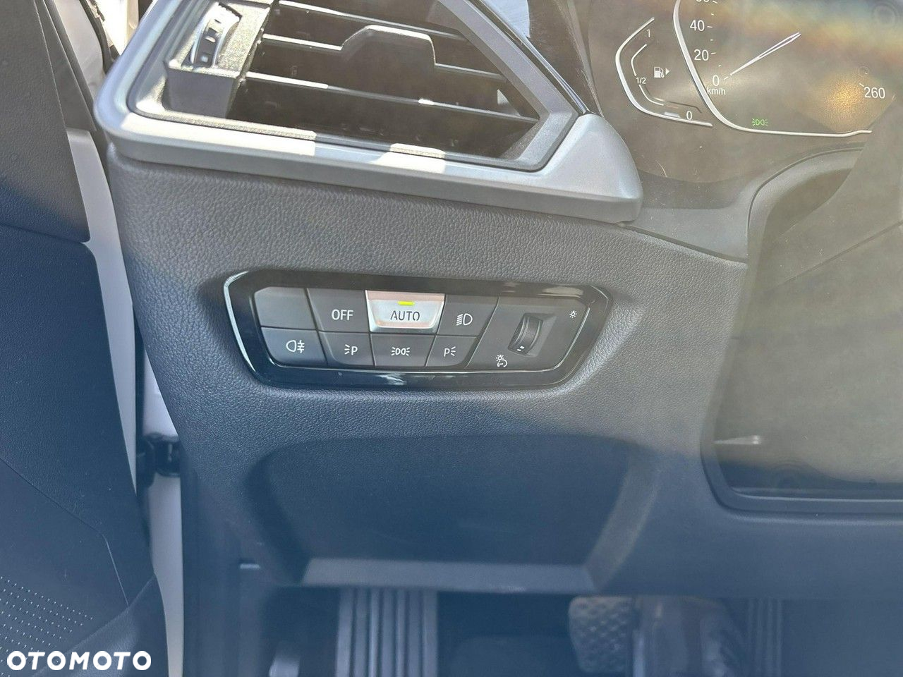 BMW Seria 3 318i Advantage - 24