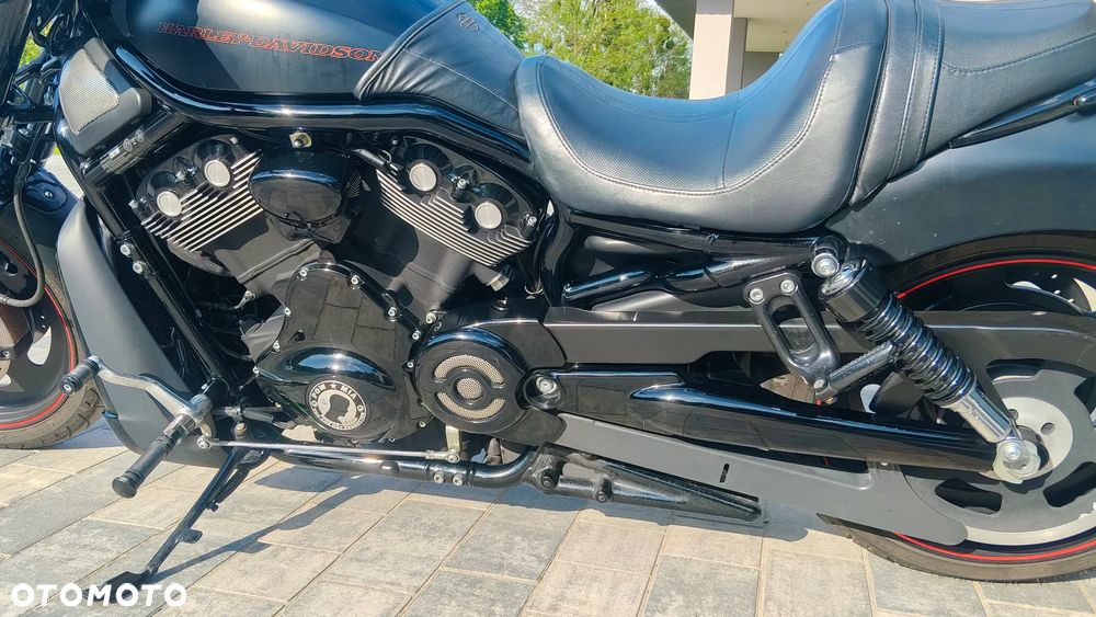 Harley-Davidson V-Rod Night Rod - 2