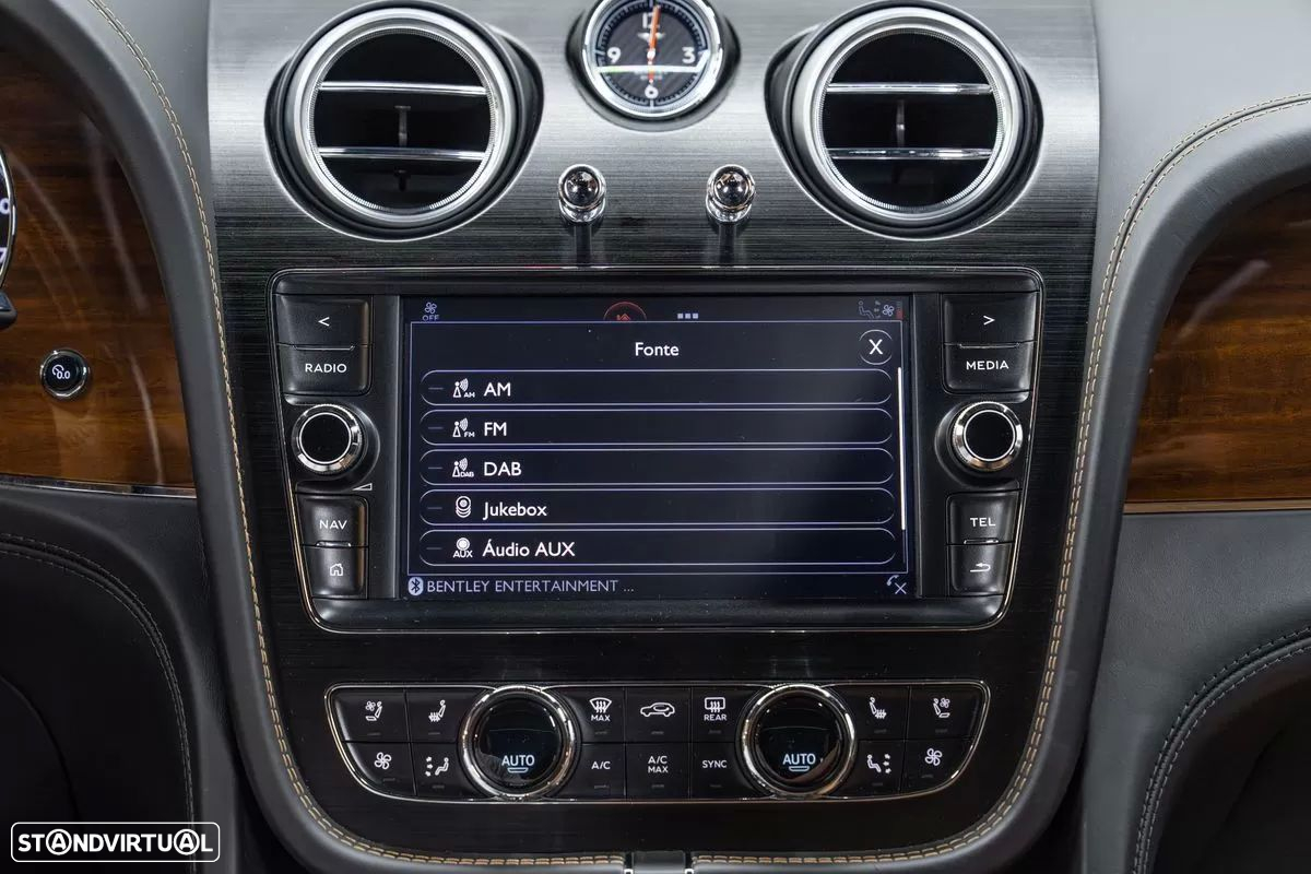 Bentley Bentayga V8 - 43